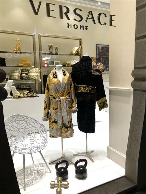 versace home via borgospesso milano mi|versace home.